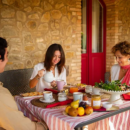 Tenuta Pianirossi Alojamento de Turismo Rural Cinigiano